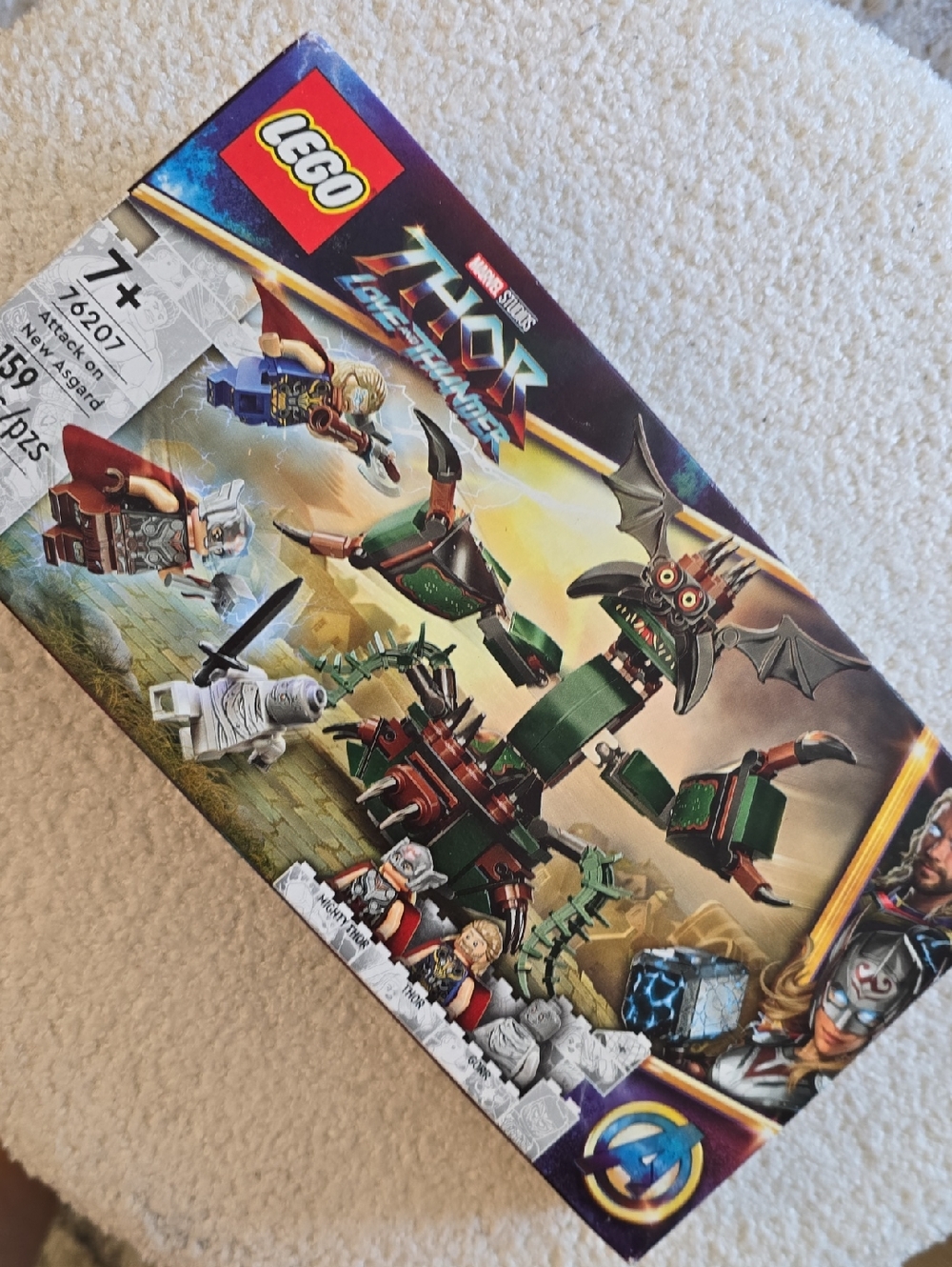 LEGO Marvel Attack on New Asgard, Thor Buildable Toy 76207